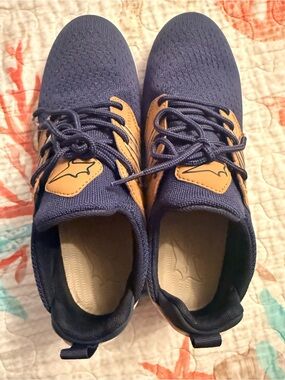 Men's Knit Lace-Up Sneakers in Navy with Tan Accents